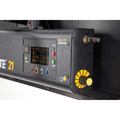 Kino Flo - DIV-L21XCU - Diva-Lite 21 LED DMX Center Mount, Univ (Includes Center Mount Fixture, Louver 90°, Baby Receiver (16mm)