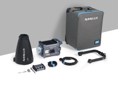 Nanlux Evoke 600C C8 Full-color Spot Light w/Trolley Case