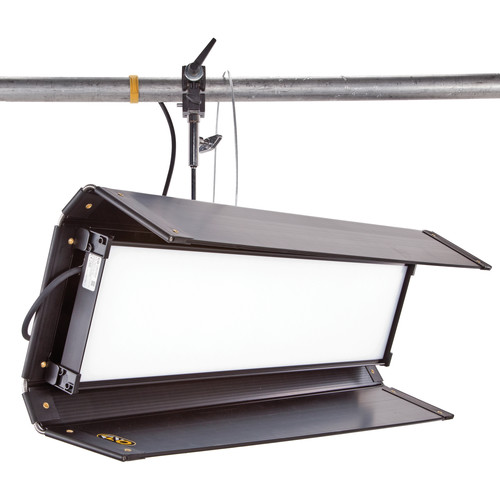 Kino Flo - KIT-F31U - FreeStyle 31 LED DMX Kit, Univ w/ Flight Case (DMX Controller, MTP-BG41 Mount, 25ft Head Extension, Flight Case)