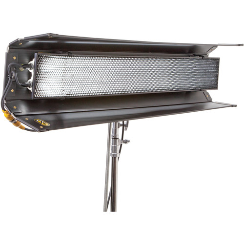 Kino Flo - SYS-FT42U - FreeStyle T42 LED DMX System, Univ (Includes FreeStyle T42 Fixture, Louver 90°, FreeStyle 140 FreeStyle 4ft LED Tube (x2)