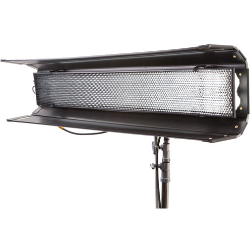 Kino Flo - SYS-FT42U - FreeStyle T42 LED DMX System, Univ (Includes FreeStyle T42 Fixture, Louver 90°, FreeStyle 140 FreeStyle 4ft LED Tube (x2)