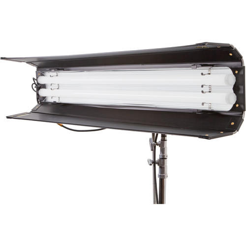 Kino Flo - SYS-FT42U - FreeStyle T42 LED DMX System, Univ (Includes FreeStyle T42 Fixture, Louver 90°, FreeStyle 140 FreeStyle 4ft LED Tube (x2)