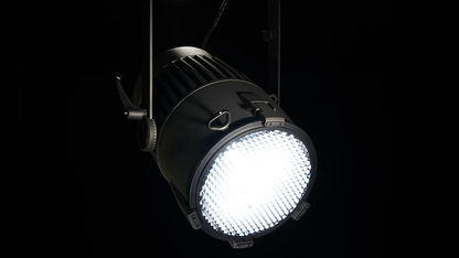 ROXX E.SHOW MAXX TW+ (black)
800w RGBALC LED, TLCI 99, CRI 97
BLE, CRMX, IP65, 100-260v
*does not include omega bracket or lens