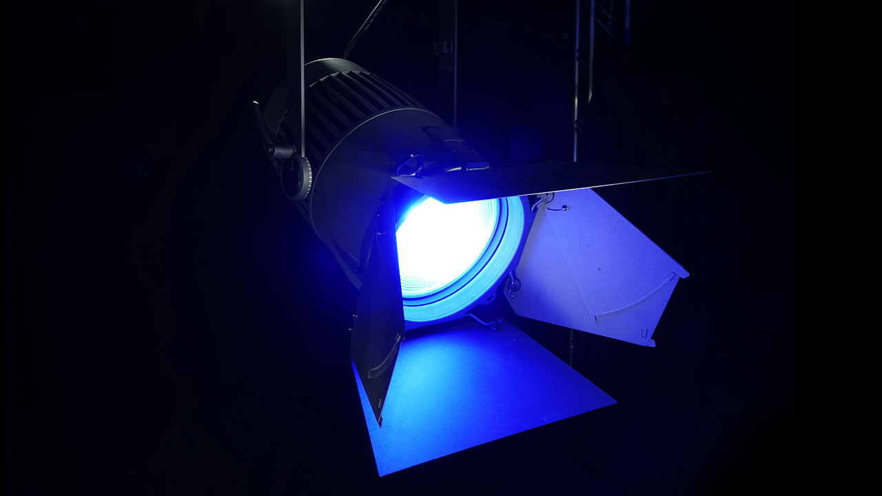 ROXX E.SHOW MAXX TW+, incl. PO Yoke (black)
800w RGBALC LED, TLCI 99, CRI 97
BLE, CRMX, IP65, 100-260v
*does not include omega bracket or lens