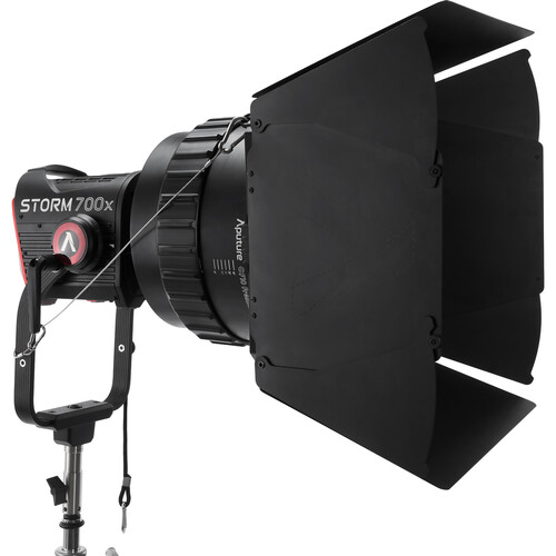 CF10 Fresnel and Barn Doors Kit