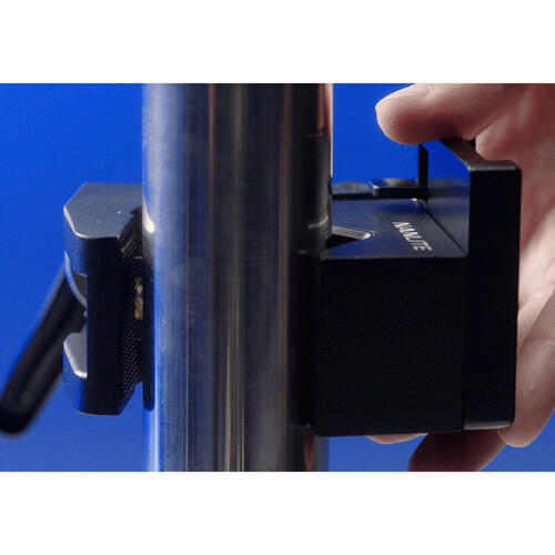 Nanlite Clamp for Forza 720/720B/500 II/500B II/300 II/300B II Version II, PavoSlim and Alien Control Units