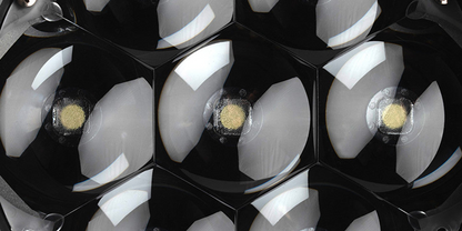 Claypaky - CL3020E41100 - Mini-B WW: 7x 40w RGBWarmWhite LED 100-240V 50/60 Hz ETL IP20 *On Demand*