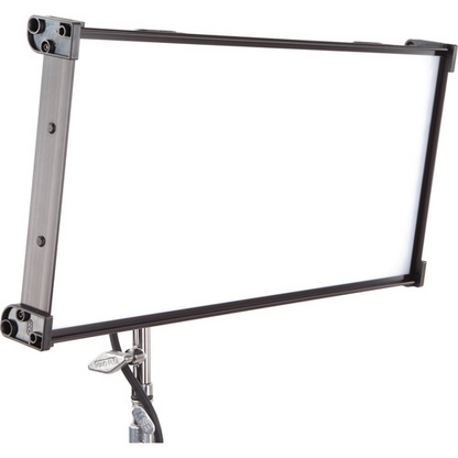 Kino Flo - DIV-L21XCU - Diva-Lite 21 LED DMX Center Mount, Univ (Includes Center Mount Fixture, Louver 90°, Baby Receiver (16mm)