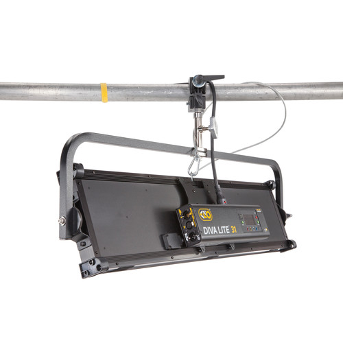 Kino Flo Diva-Lite 31 LED DMX, Yoke, w/ 90º Louver