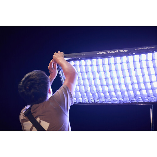 Godox - F200SR - KNOWLED Flexible RGB LED mat 200W- 1'X4'