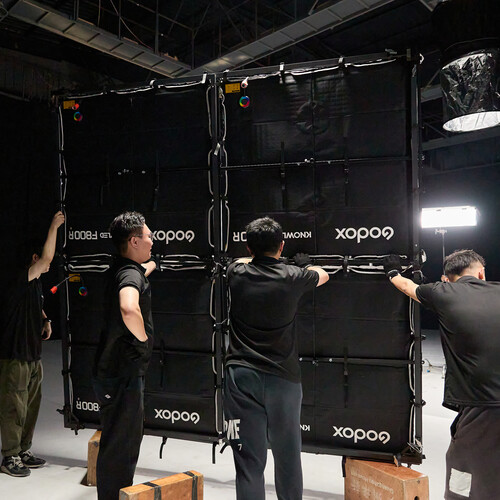 Godox - F800R - KNOWLED Flexible RGB LED mat 800W- 4'x4'
