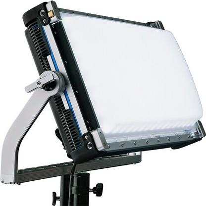 Creamsource Vortex8 650W Colour Including Yoke - K-CSV-8-ESS