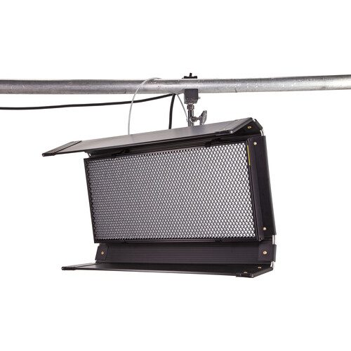 Kino Flo - KIT-DL20XBU - Diva-Lite 20 LED DMX Kit, Univ w/ Soft Case (Includes Diva-Lite 20 LED DMX Fixture, Louver 90°, Baby Receiver (16mm), Soft Case)