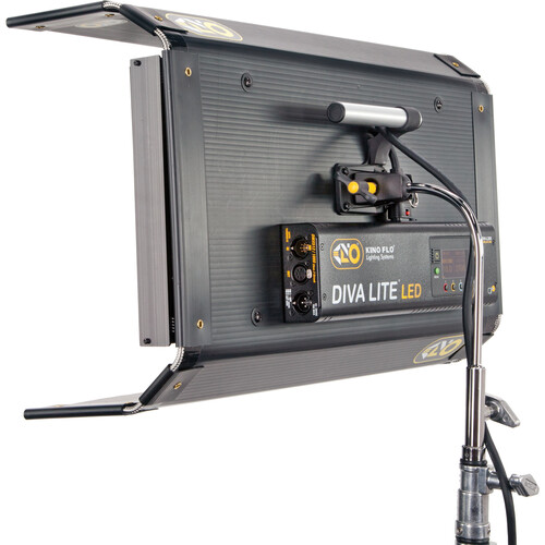 Kino Flo - KIT-DL20XBU - Diva-Lite 20 LED DMX Kit, Univ w/ Soft Case (Includes Diva-Lite 20 LED DMX Fixture, Louver 90°, Baby Receiver (16mm), Soft Case)