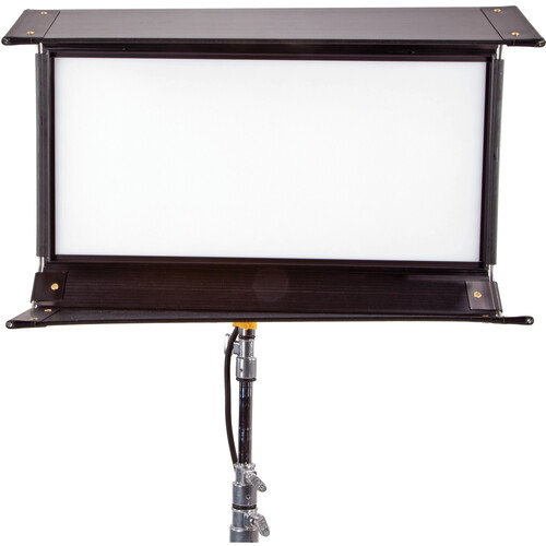 Kino Flo - KIT-DL20XBU - Diva-Lite 20 LED DMX Kit, Univ w/ Soft Case (Includes Diva-Lite 20 LED DMX Fixture, Louver 90°, Baby Receiver (16mm), Soft Case)