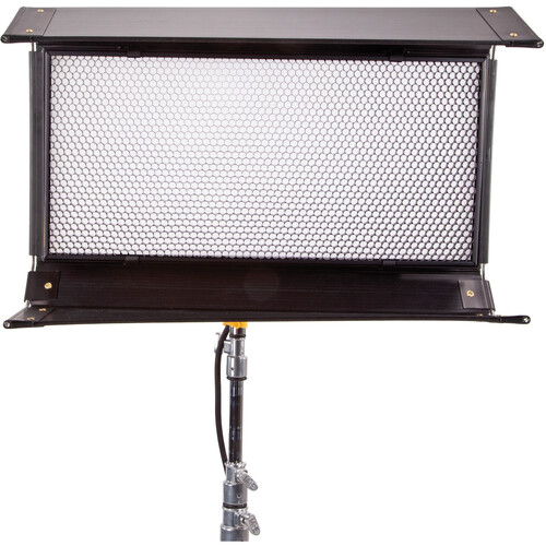 Kino Flo - KIT-DL20XBU - Diva-Lite 20 LED DMX Kit, Univ w/ Soft Case (Includes Diva-Lite 20 LED DMX Fixture, Louver 90°, Baby Receiver (16mm), Soft Case)